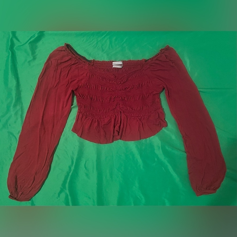 Urban Outfitters Women's Burgundy Off-Shoulder Top size Large